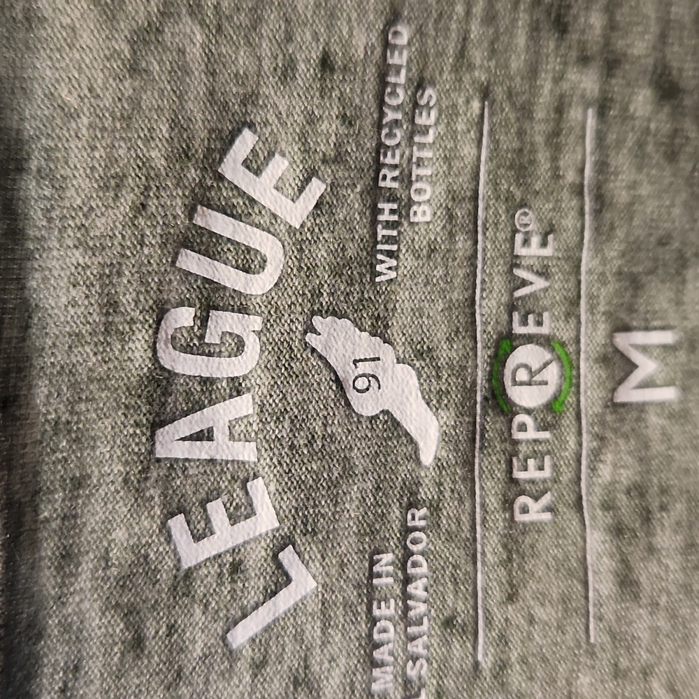 NWT League 91 Tiki Hut Beach House Hilton Head Island Men's Sz M Graphic T-Shirt - Picture 5 of 9